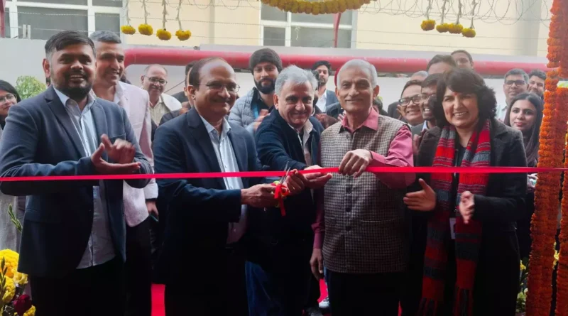 HAI2Y1RaMAAx1y5_6980695012052